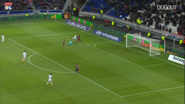 Lacazette’s brace helps Lyon to beat Bordeaux 3-0